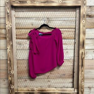 Women's Hot pink Off-Shoulder Top